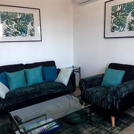 Joli Appartement, Piscine, Jacuzzi Sainte-Suzanne Exteriör bild