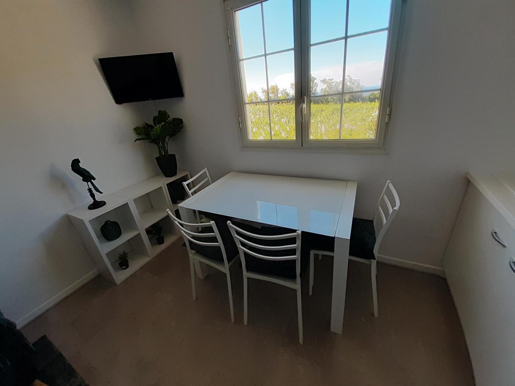 Joli Appartement, Piscine, Jacuzzi Sainte-Suzanne Exteriör bild